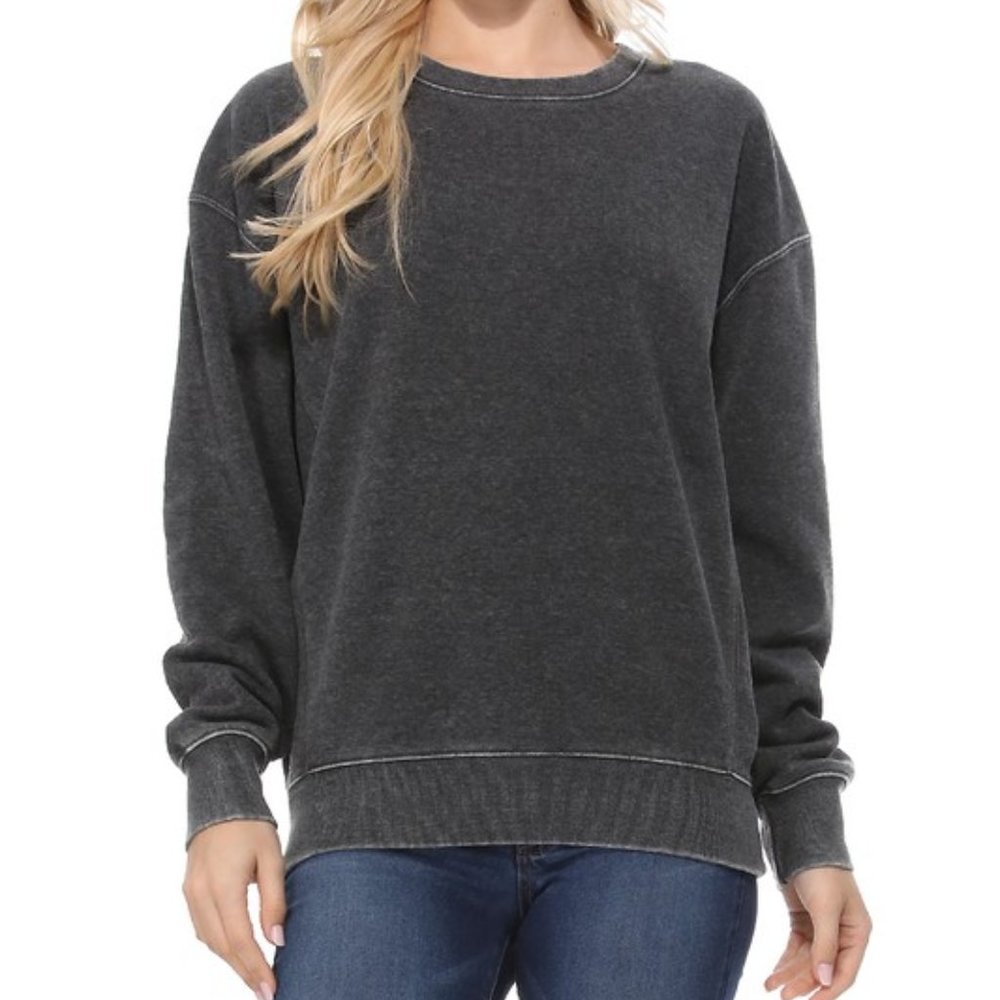 NWT Super Soft Charcoal Gray Crewneck Sweatshirt